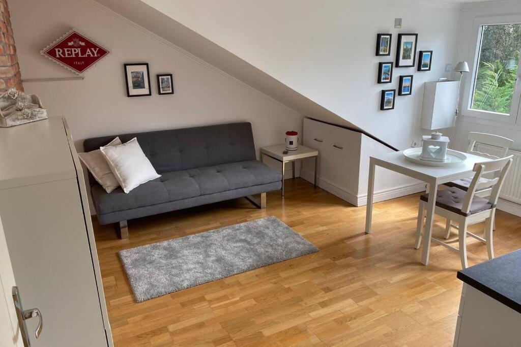 DG Wohnung mit separatem Eingang nahe Düsseldorf Meerbusch Exterior foto